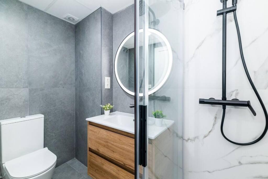 Modern Apartment Close To The City Center And Alhambra Granada Eksteriør billede