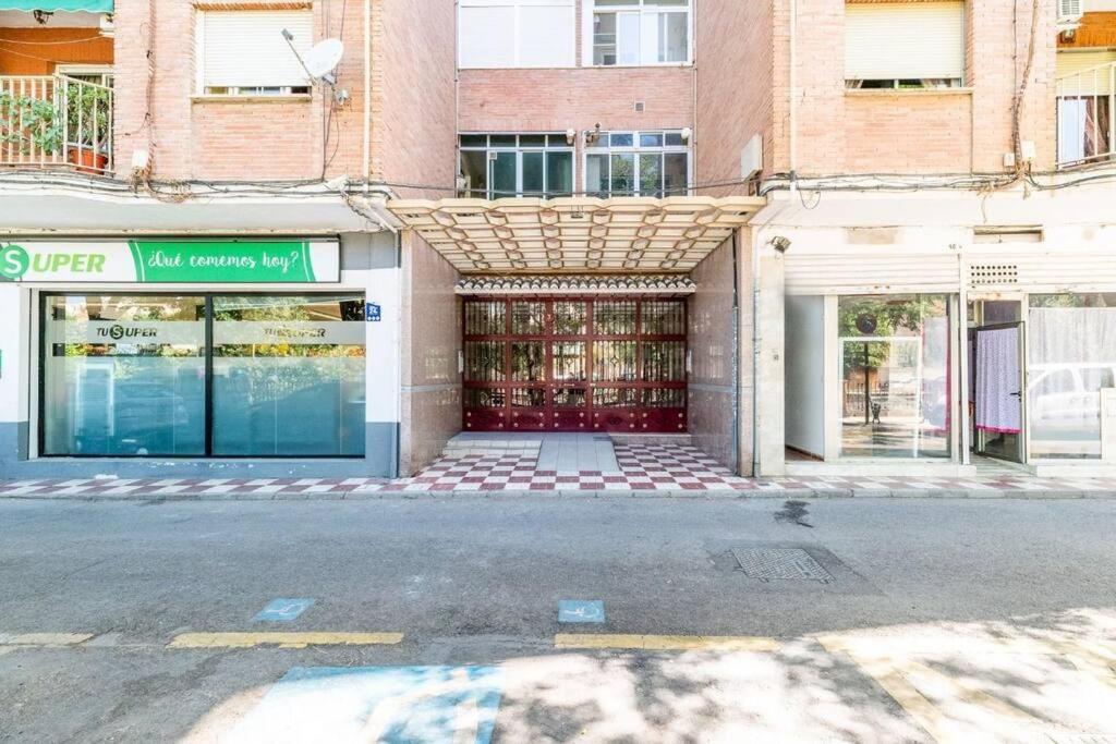 Modern Apartment Close To The City Center And Alhambra Granada Eksteriør billede