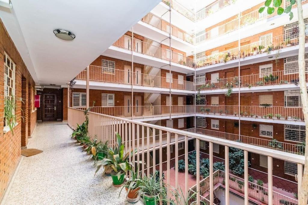 Modern Apartment Close To The City Center And Alhambra Granada Eksteriør billede